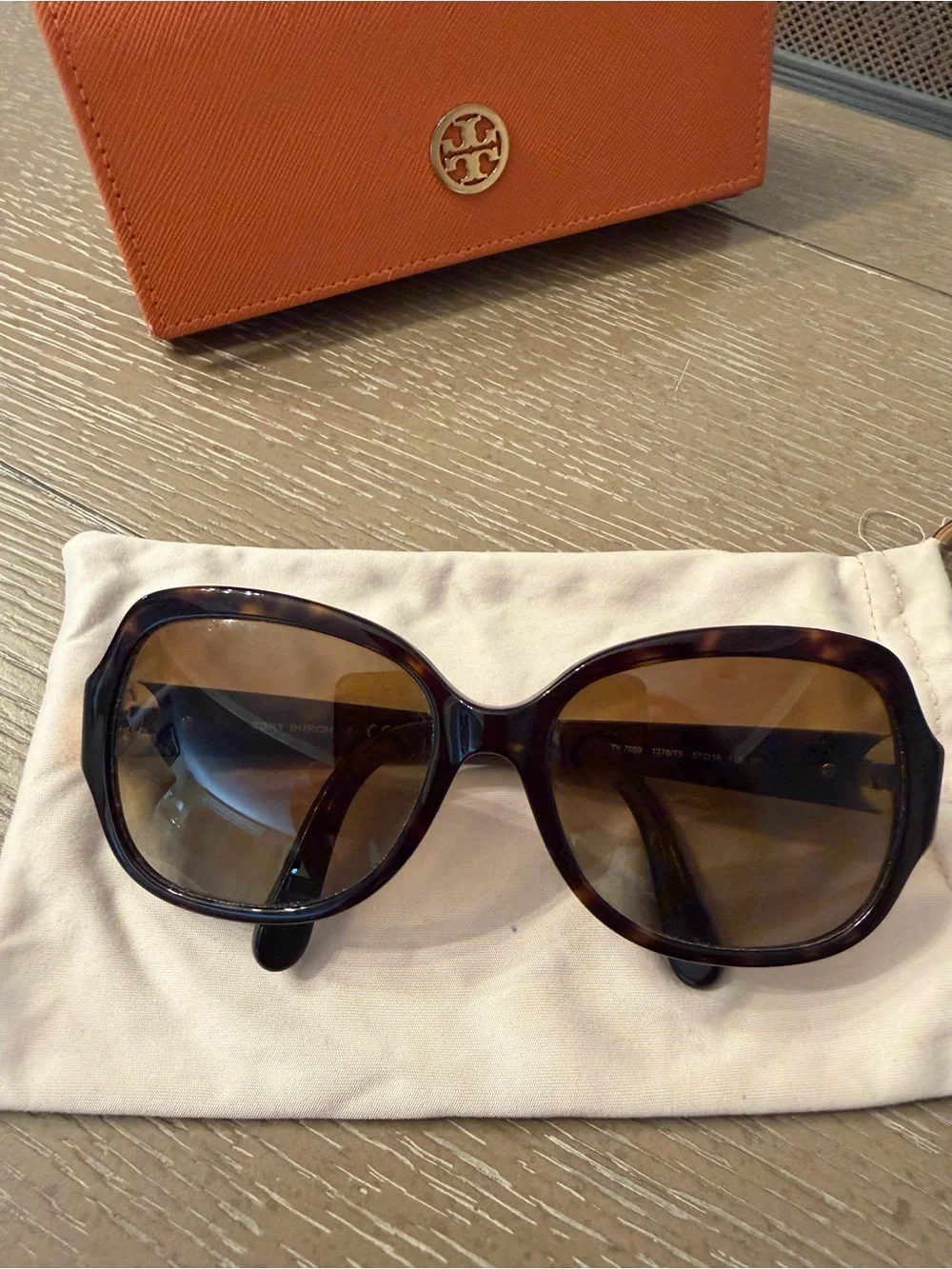 Tory Burch Brown Gradient Oversized Sunglasses with Orange Case
